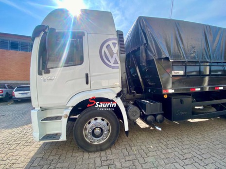 VW/24.250 CLC 6X2