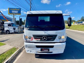 M.BENZ/ACCELO 1016